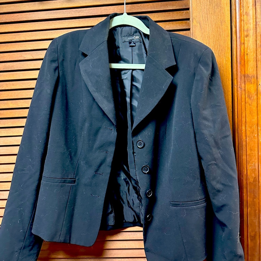 East 5th Four button blazer.